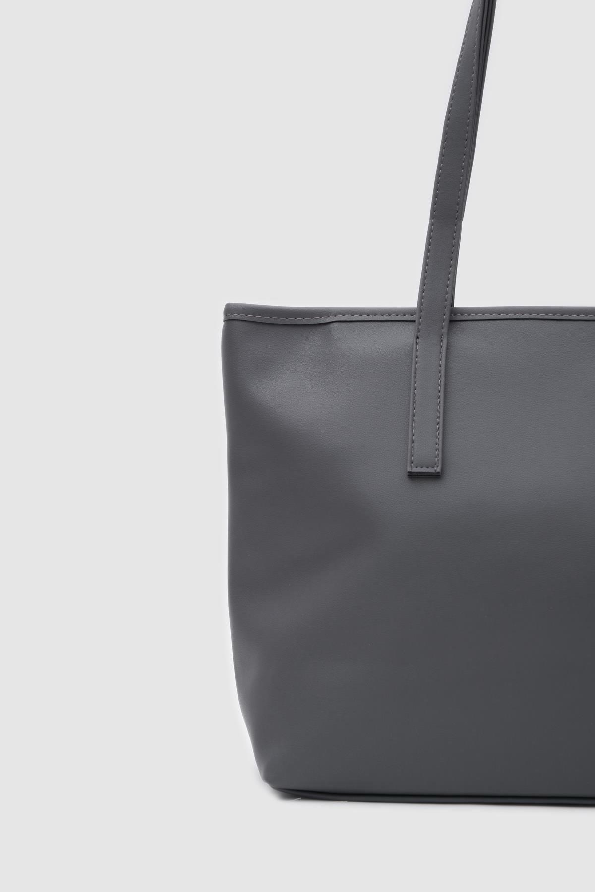Mila Gris - Image 3
