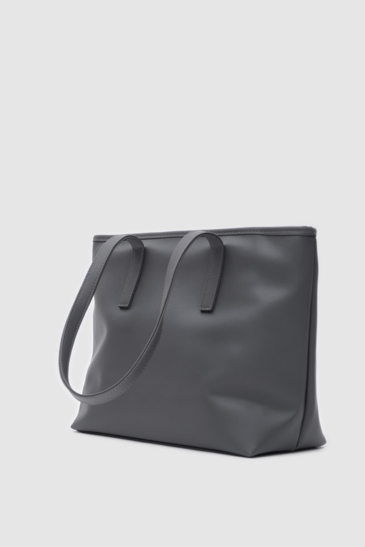 Mila Gris - Image 2