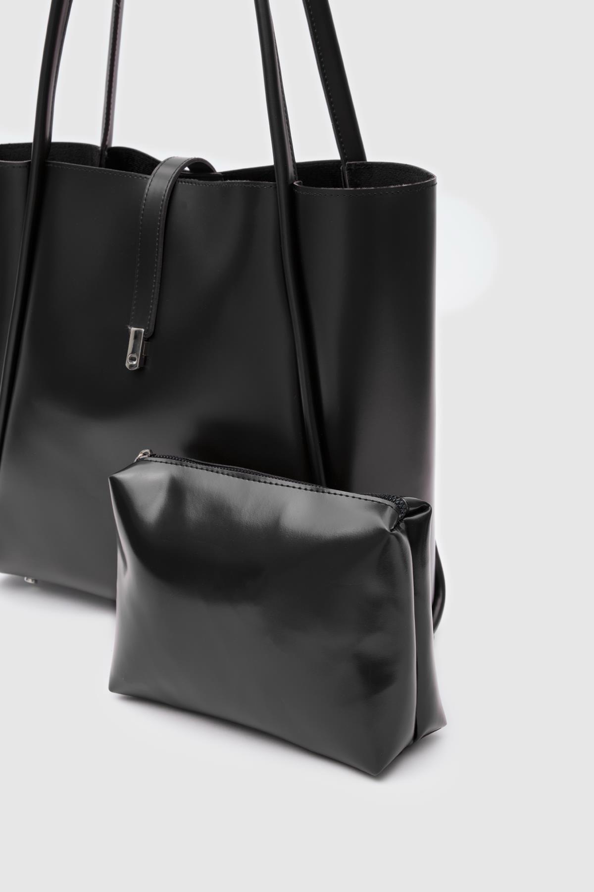 Chester Noire + trousse - Image 5