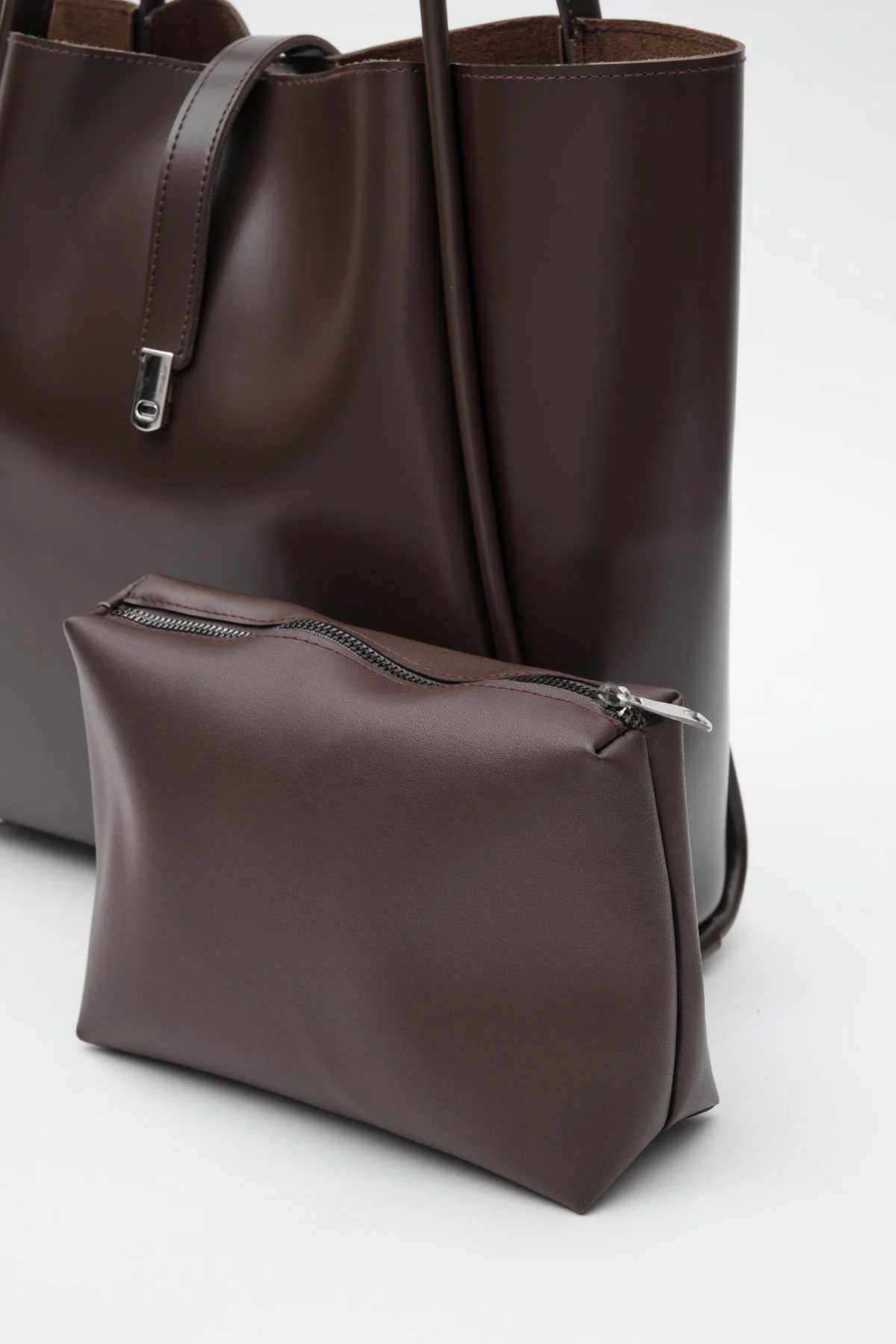 Chester Marron + trousse - Image 3