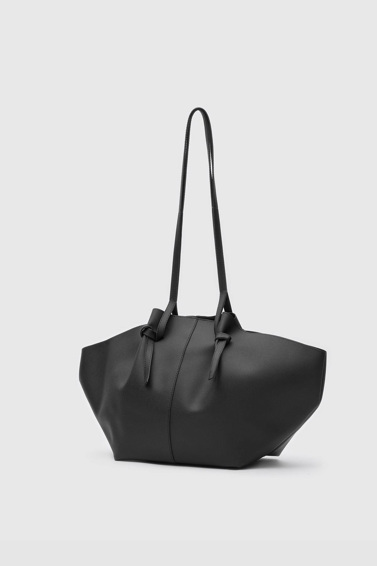 Moss Noire - Image 4