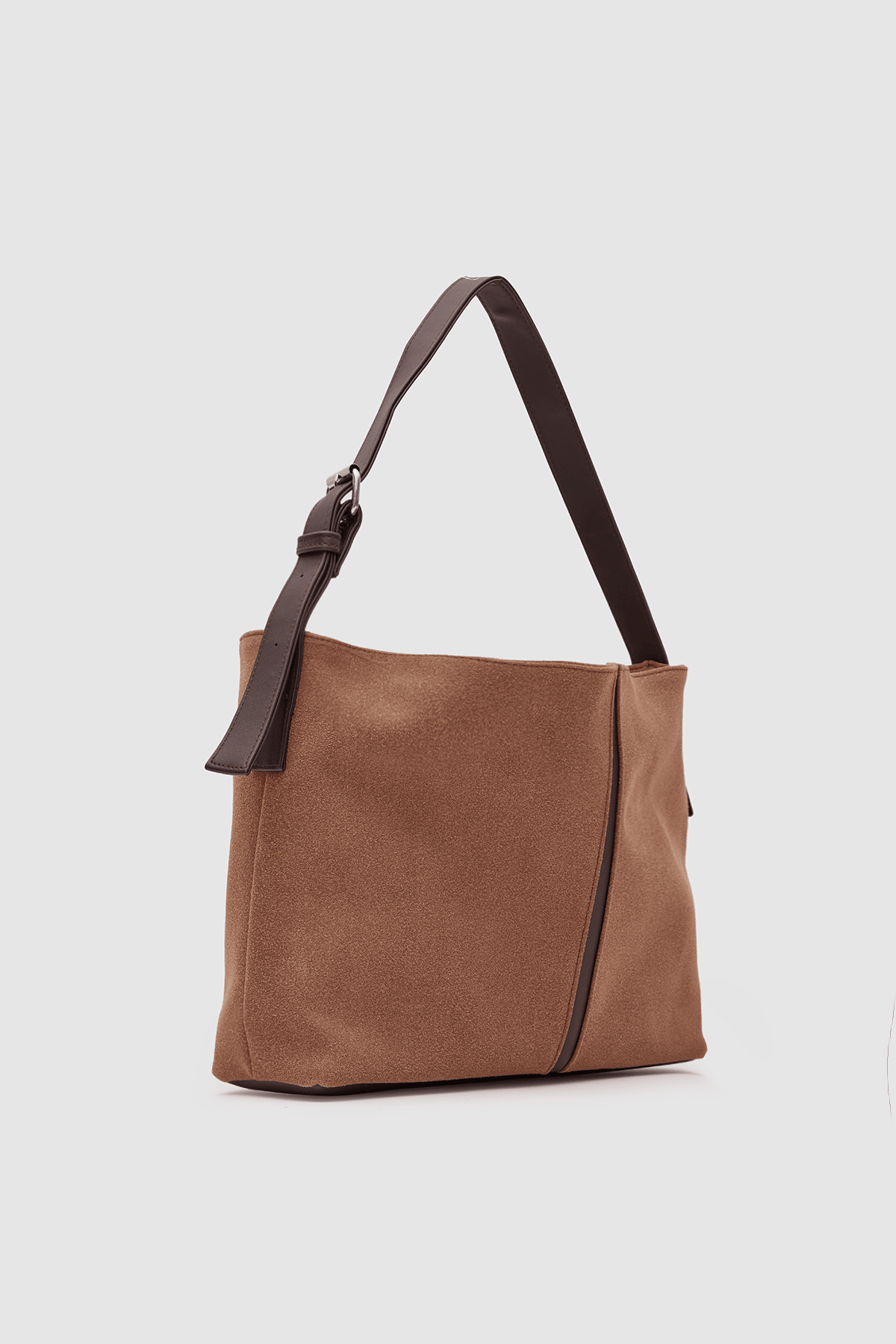 Agatha Camel - Image 5
