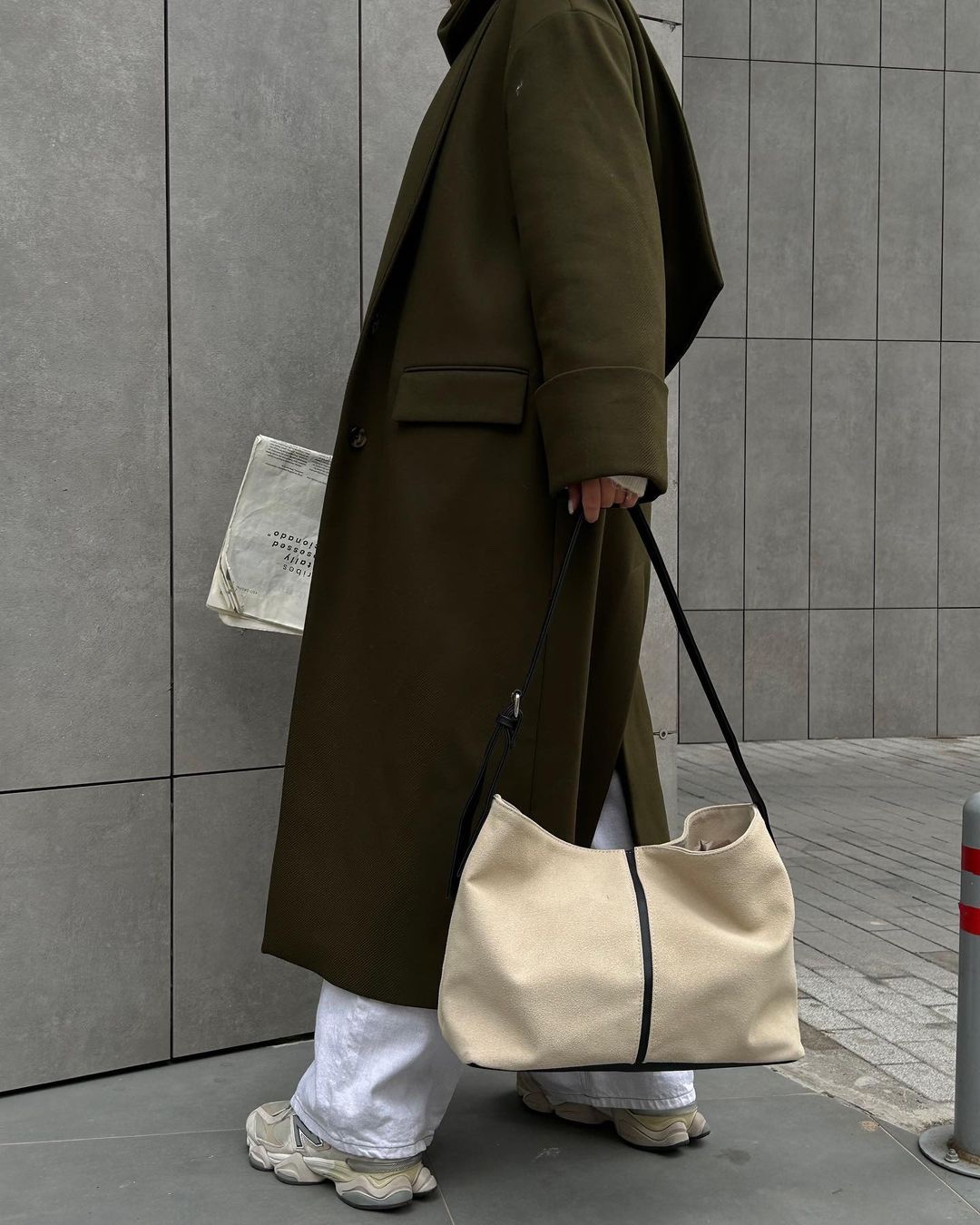 Agatha Beige - Image 3