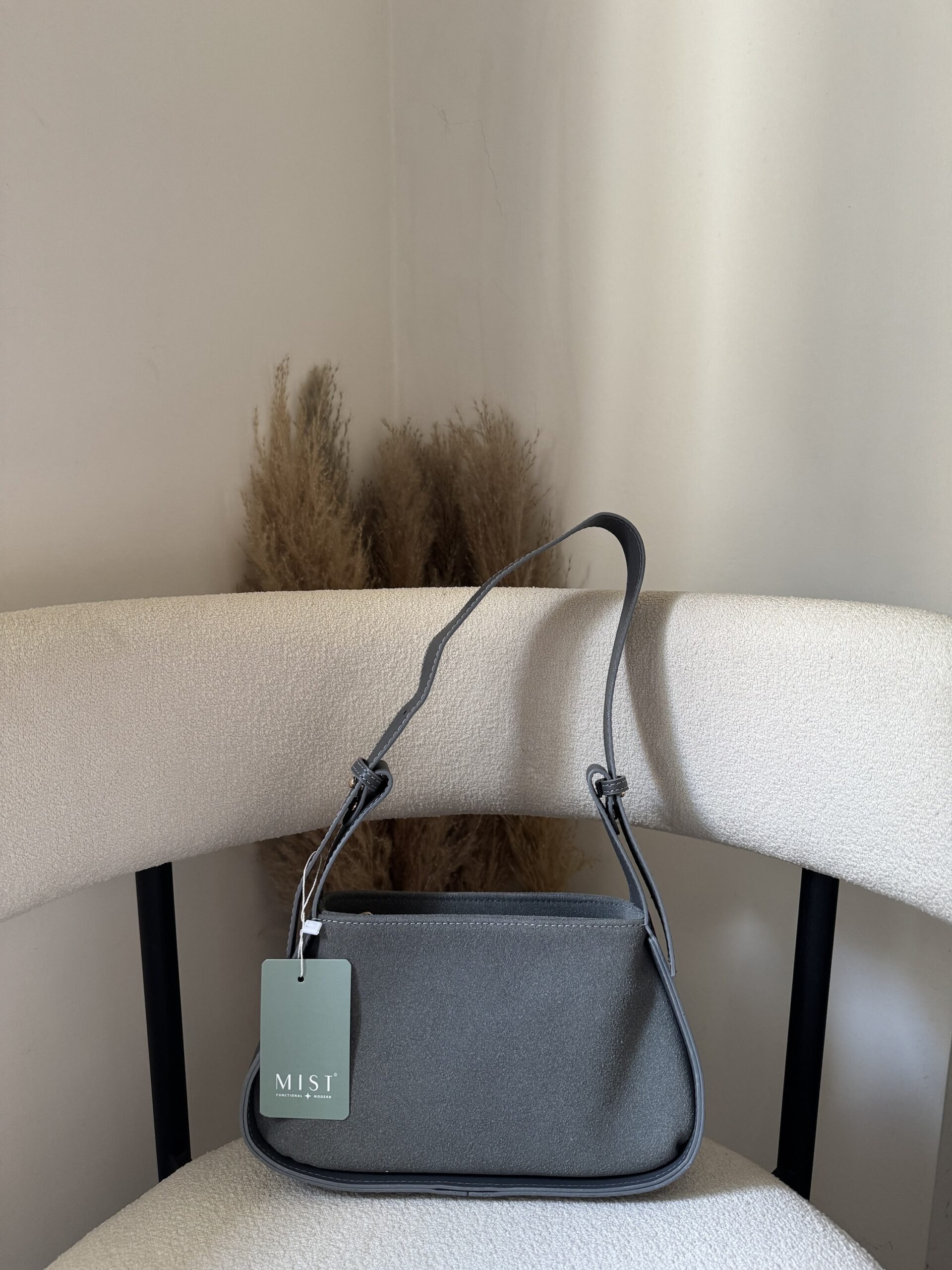 Mono Grey