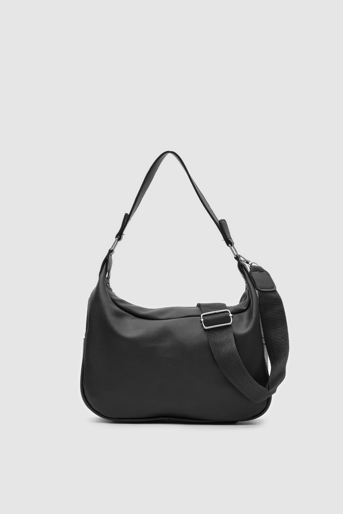 Este Noire - Image 5
