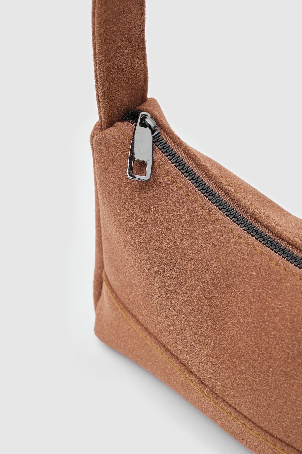 Casper Daim Camel - Image 3