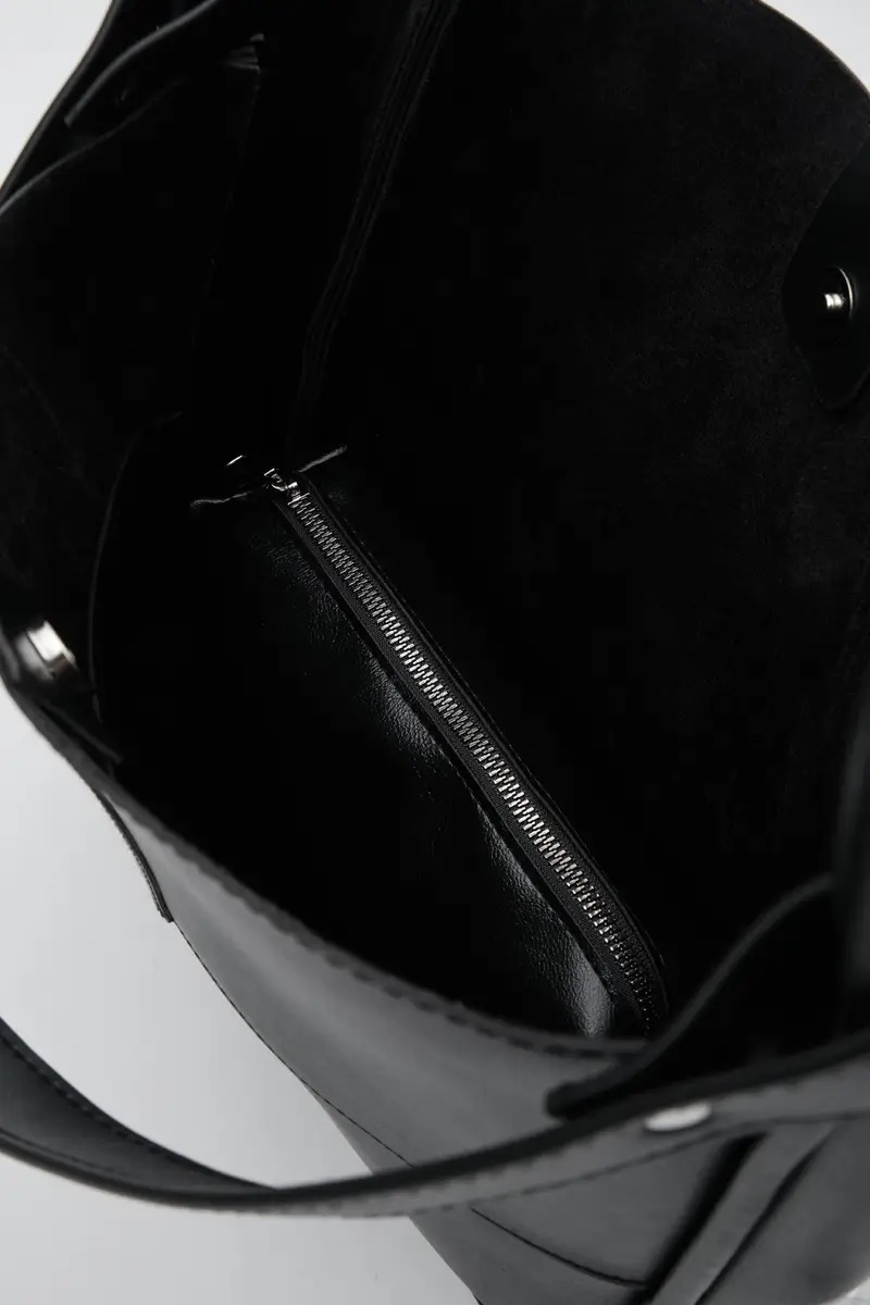 Venus Noire + Purse - Image 4