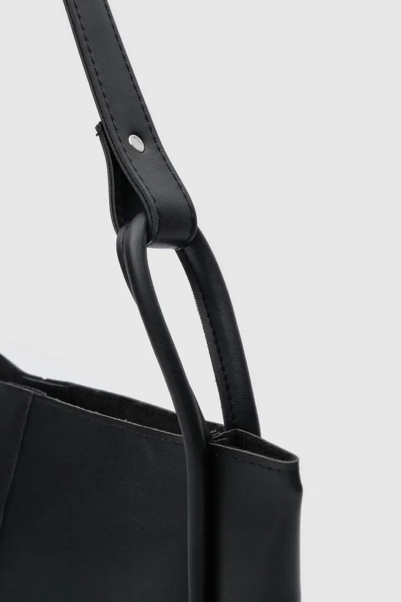 Venus Noire + Purse - Image 6