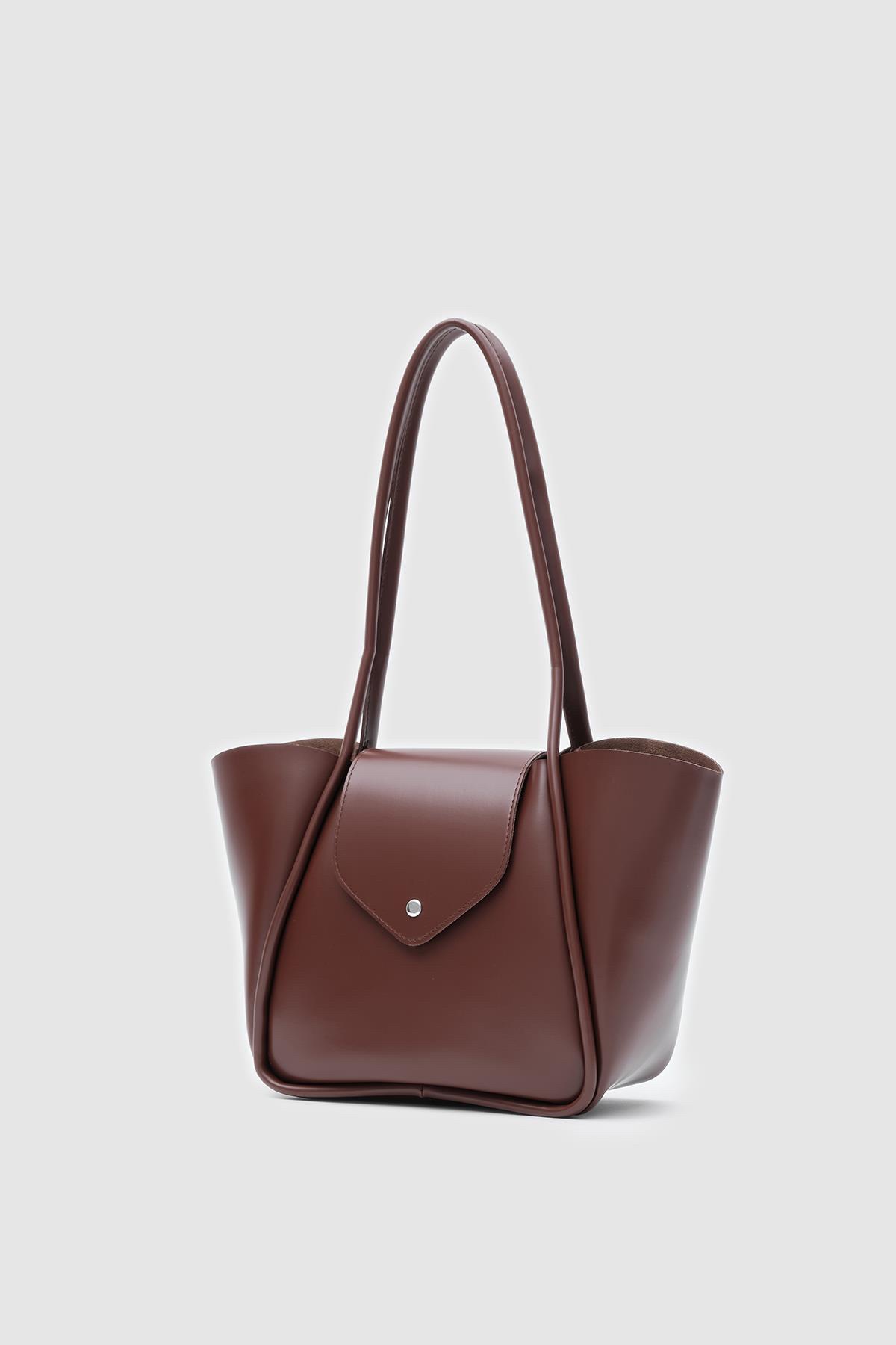 Petra Noisette + Purse - Image 5