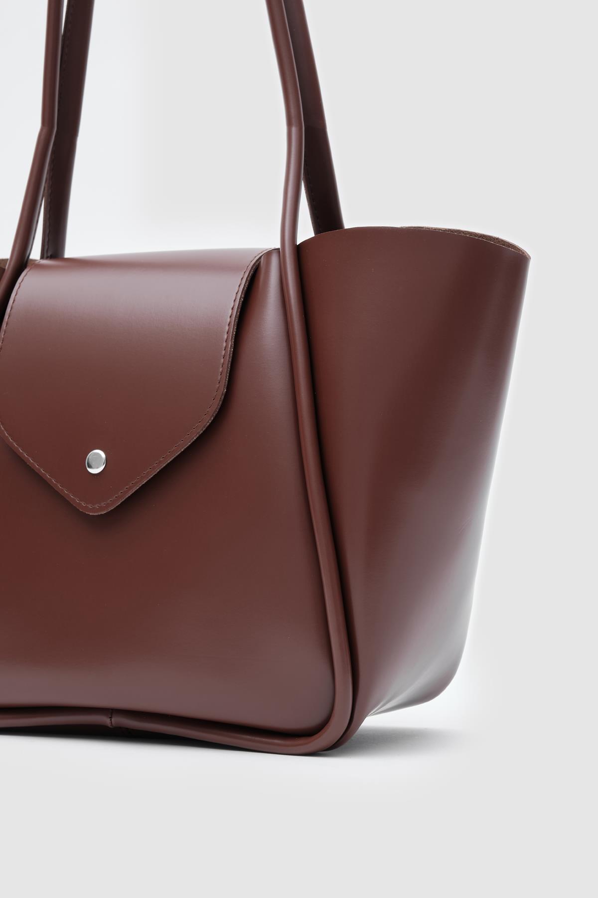 Petra Noisette + Purse - Image 7