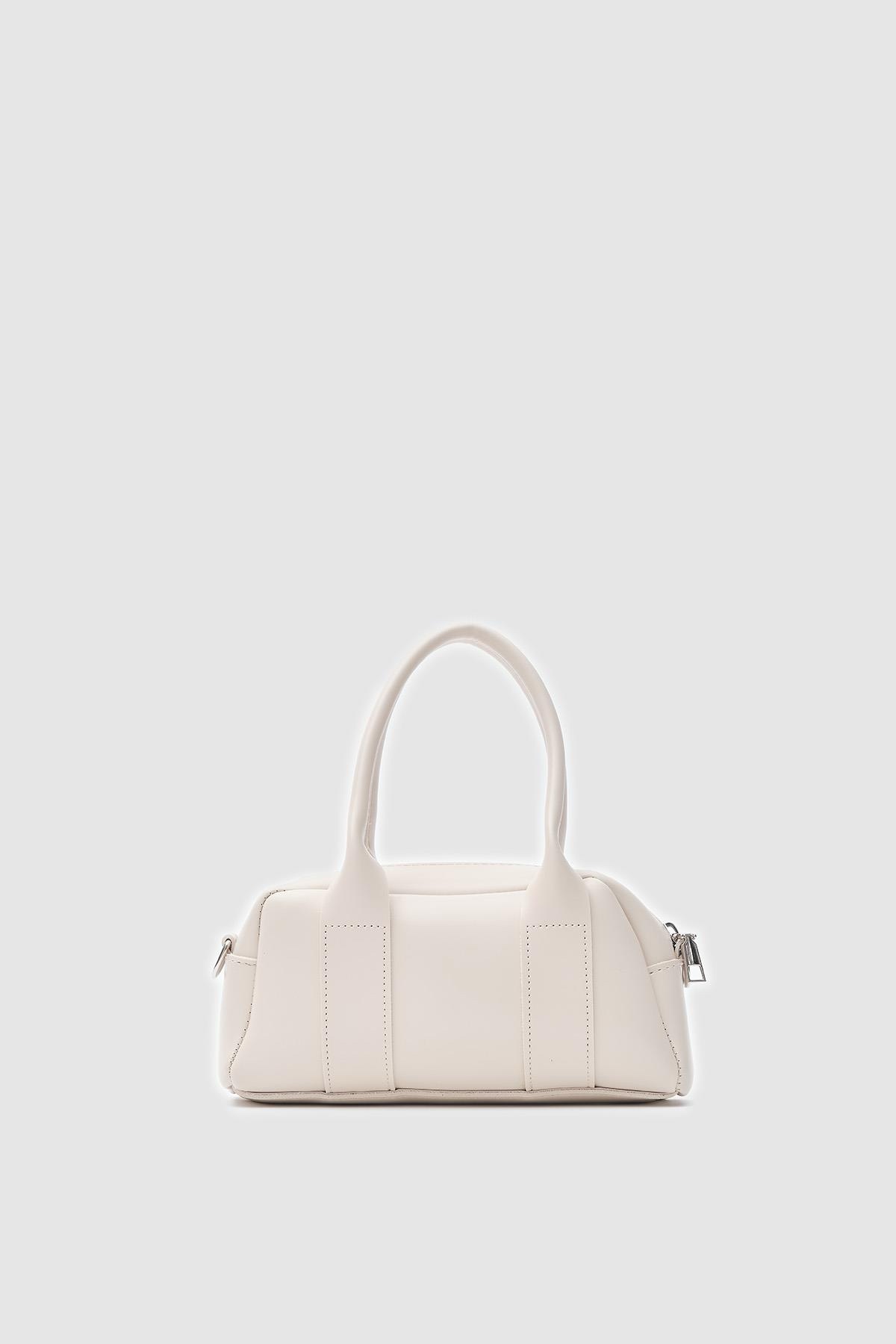 Lewie Blanc - Image 5