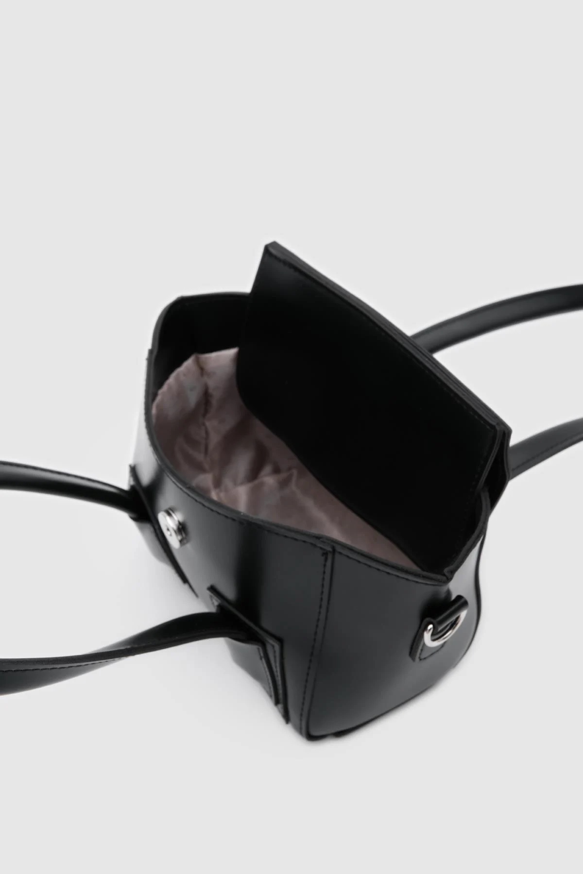 Mofy Noire - Image 7
