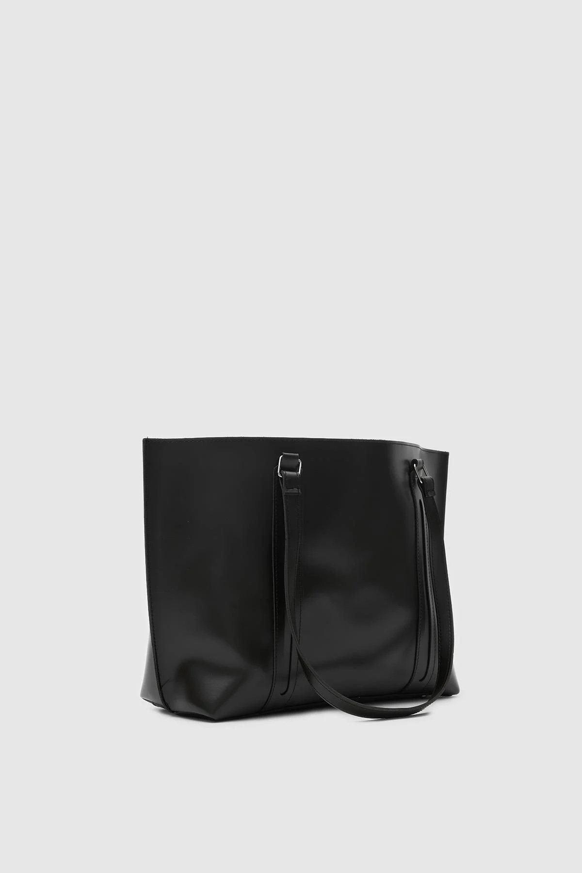Kylie Noire + Trousse - Image 4