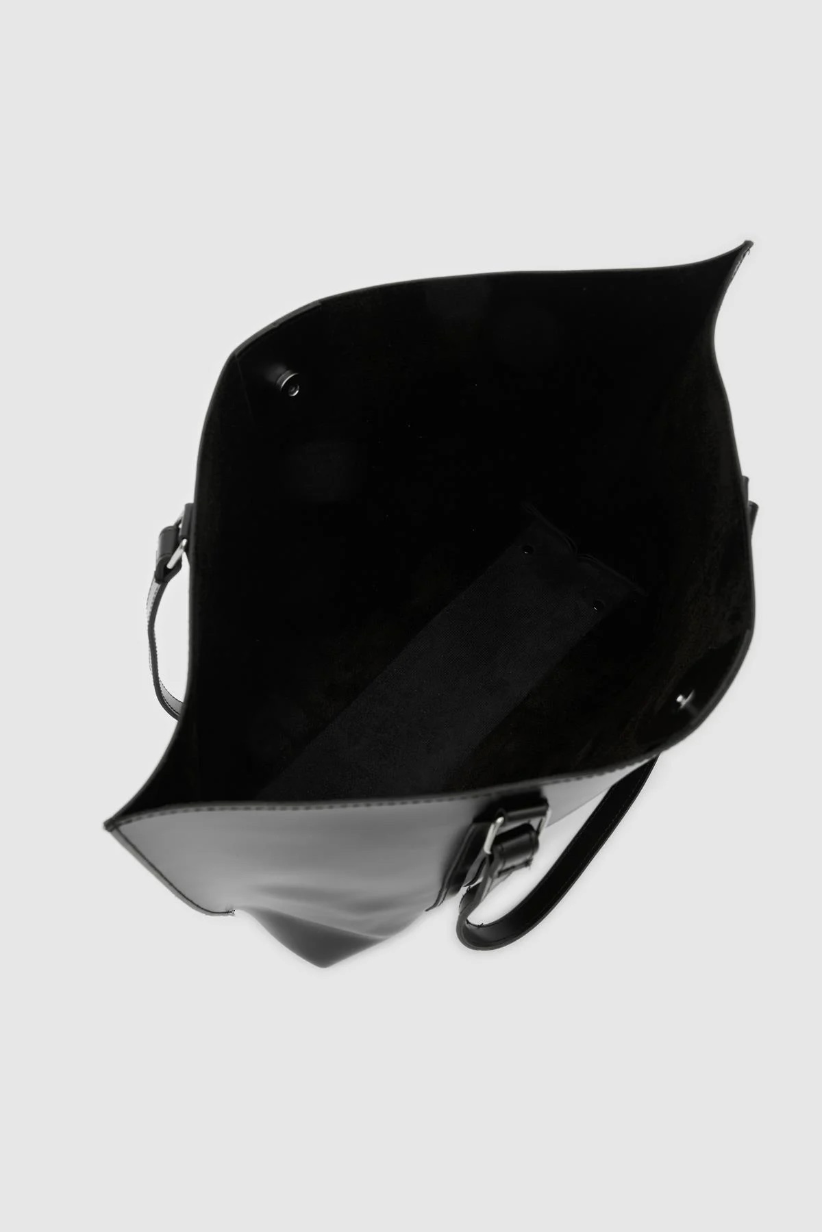 Kylie Noire + Trousse - Image 7
