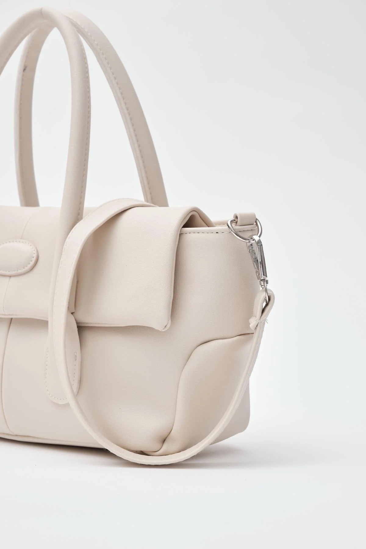 Candice Beige - Image 2