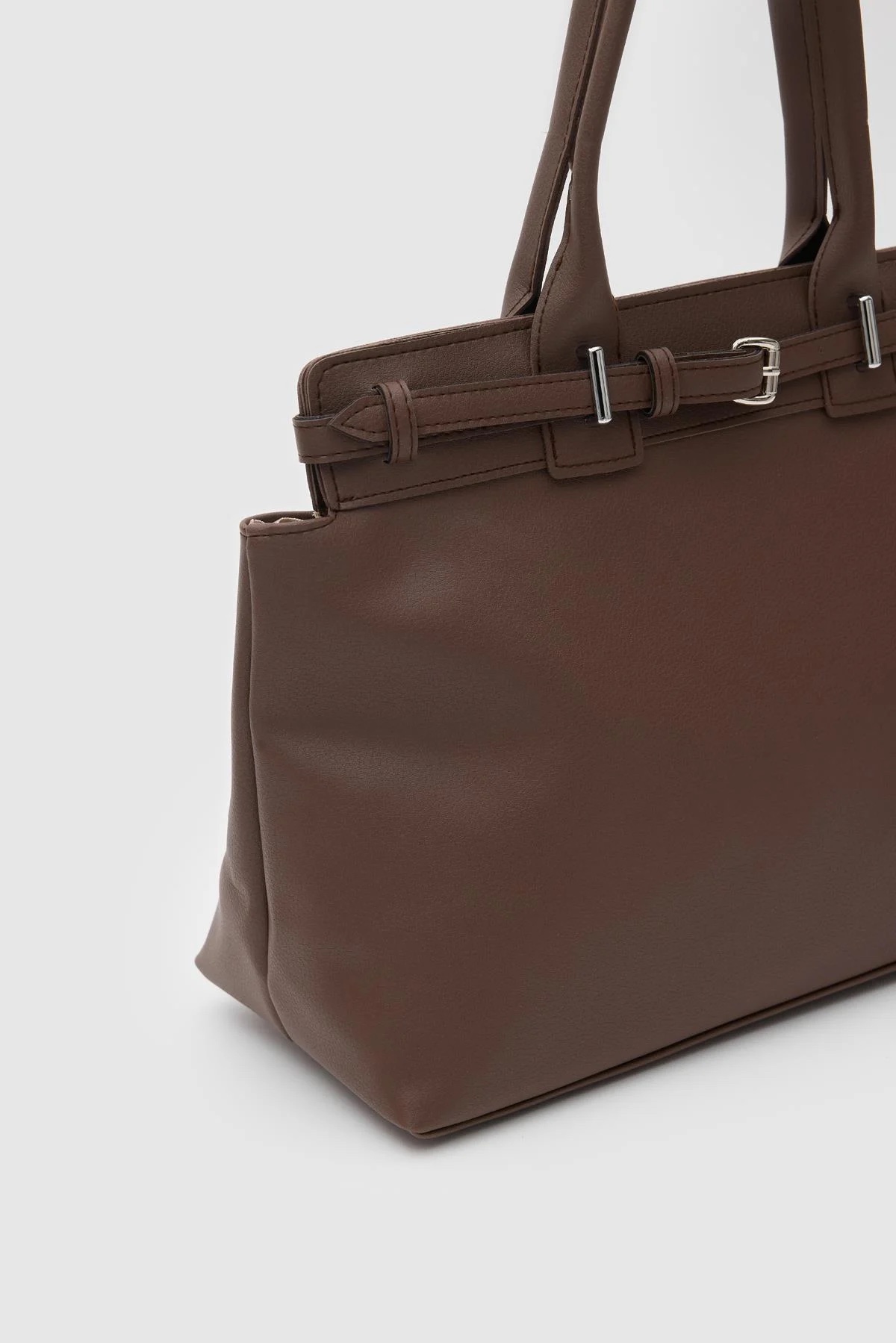 Hana Marron - Image 4