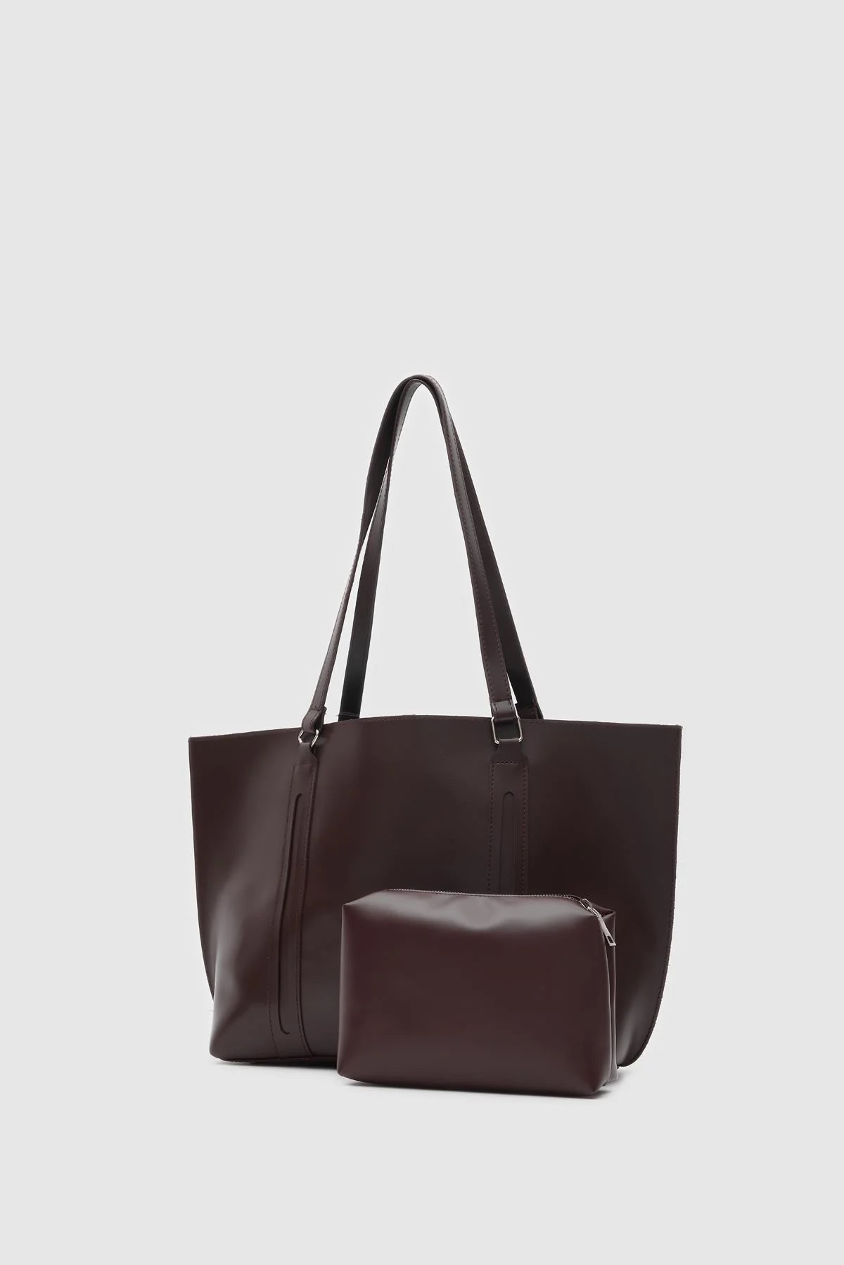 Kylie Marron + Trousse