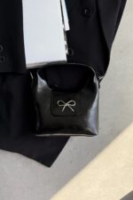 Papillon Black