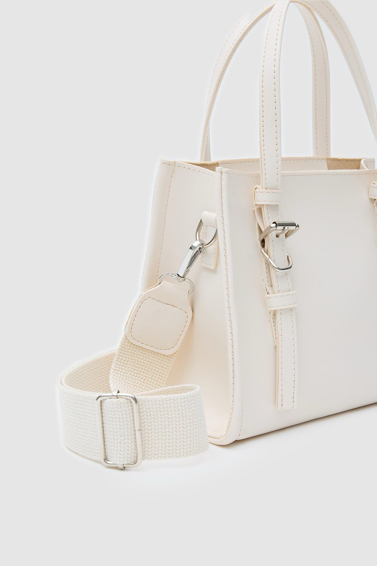 Tori Blanc Cassé - Image 3