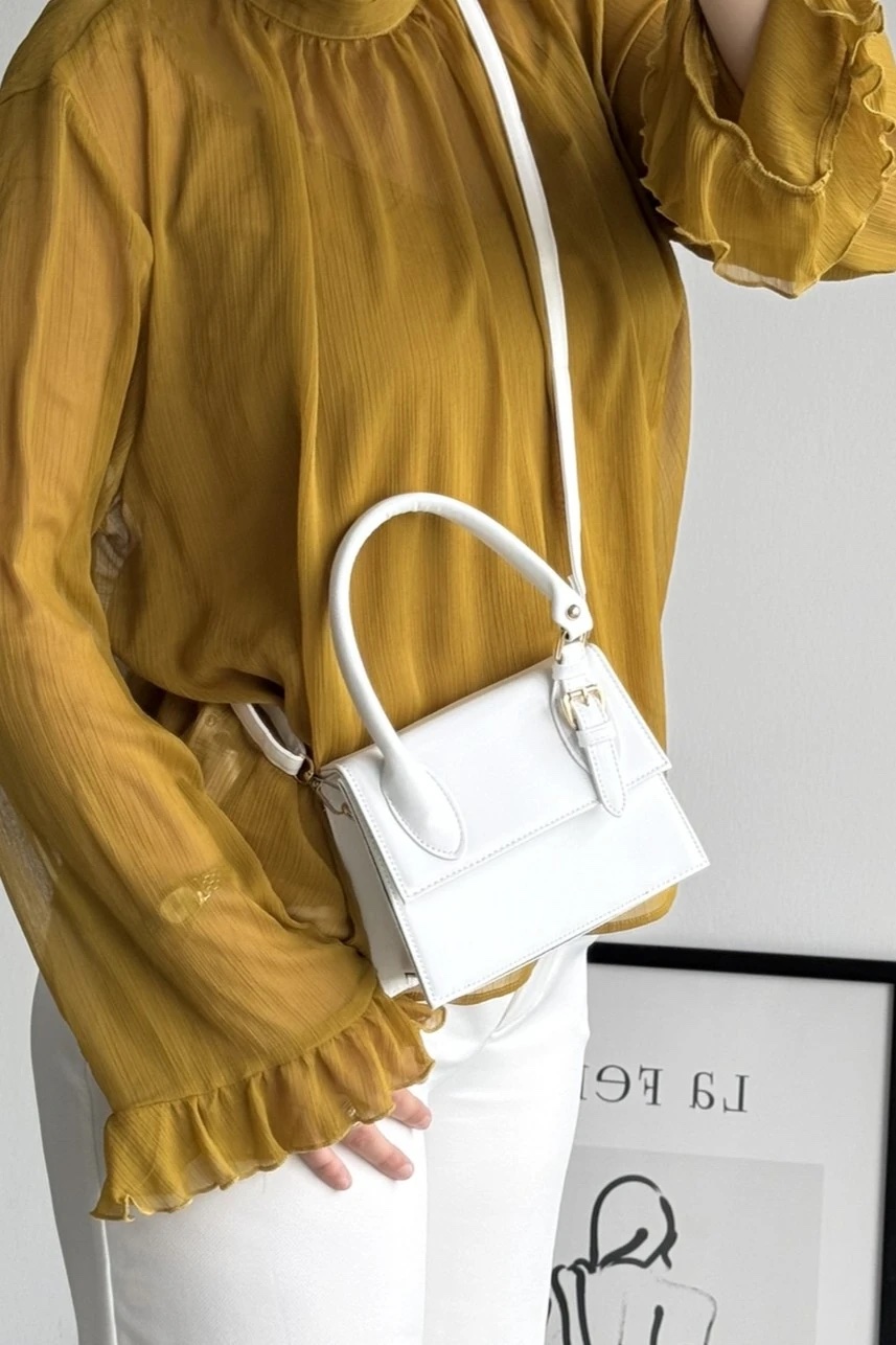 Polly Blanc - Image 5