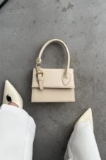 Polly Nude