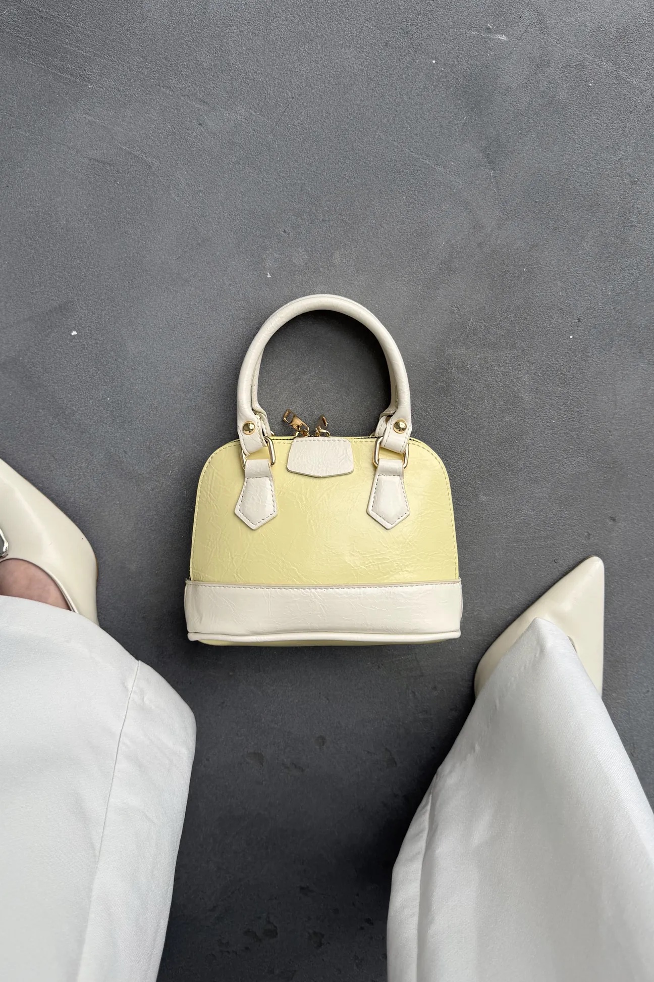 Coco Butter Yellow & Beige - Image 2