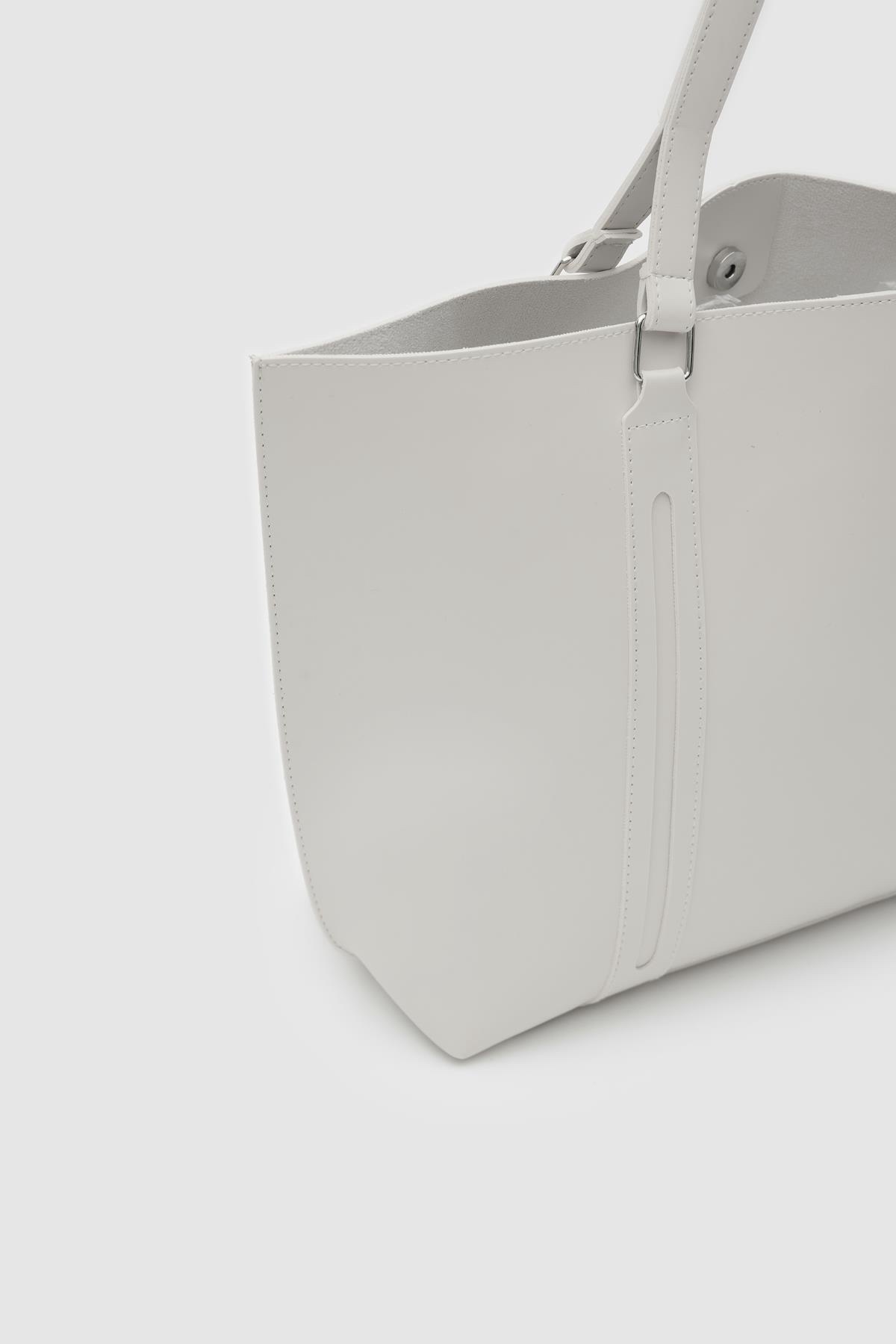 Kylie Blanc Casse + Trousse - Image 4