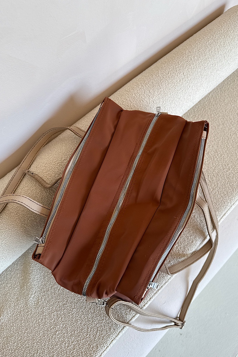 Cleo Camel - Image 3