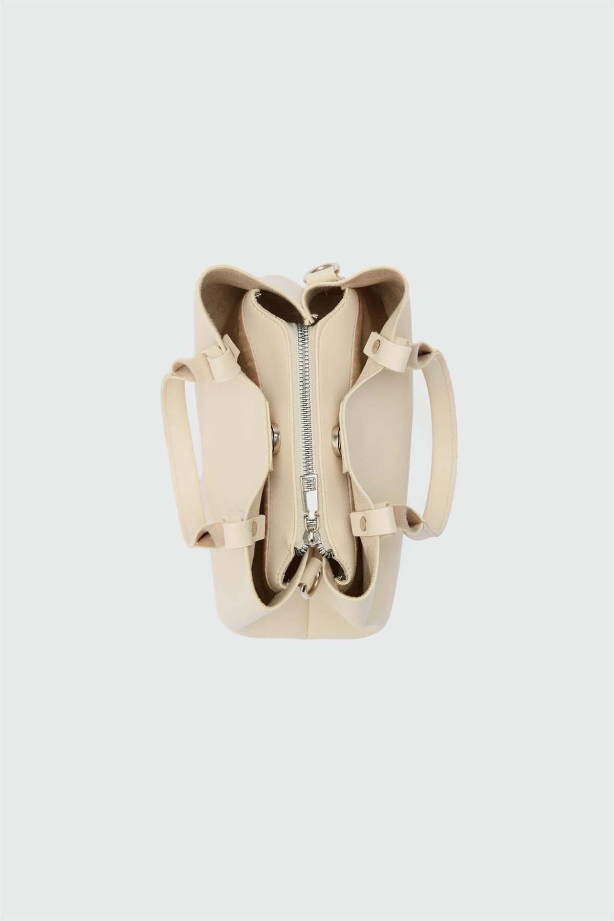 Lark Creme - Image 4