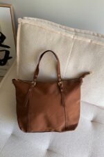 Elva Camel