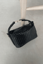 Claude Woven Noire