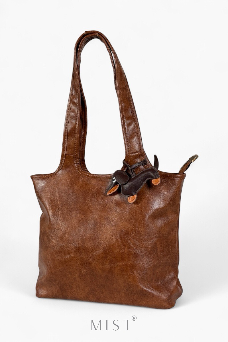 Tomm Camel + Charm - Image 3