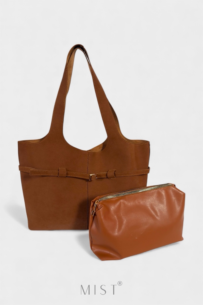 Ava Camel - Image 3