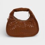 Laucia Camel