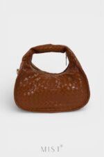 Laucia Camel