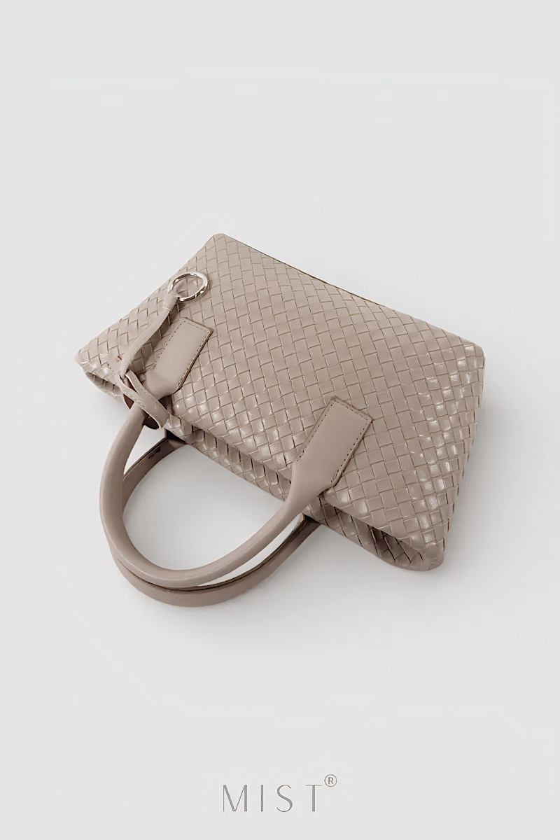 Lisa Beige - Image 4